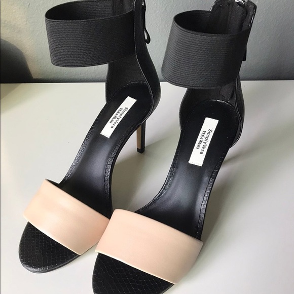 Simply Vera Black & Blush Ankle Strap Heels - Picture 5 of 9